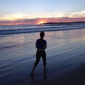 Meet your Posher, Dina